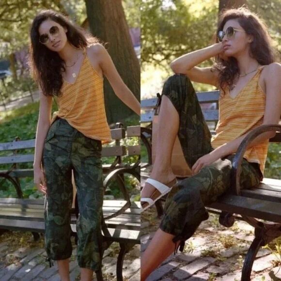 ANTHROPOLOGIE Pants Womens 26 Green Moss Ripley Utility Cropped Cargo Pants - Picture 1 of 10